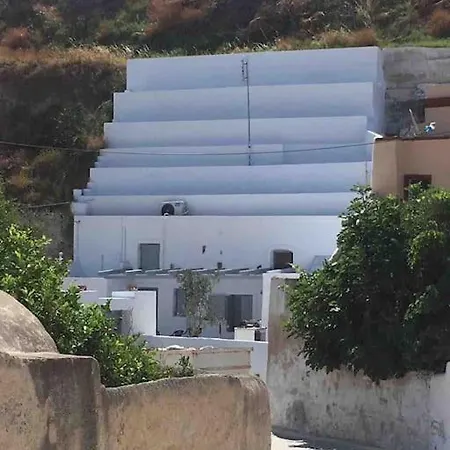 “tree Of Life “ Traditional Cave House