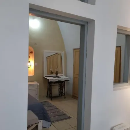 Appartement “tree Of Life “ Traditional Cave House *
